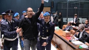 Genova - processo ai due anarchici accusati del ferimento del ma